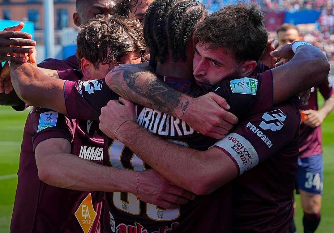 Reggiana, un punto per sperare. Nel finale doppia beffa: 2 reti annullate