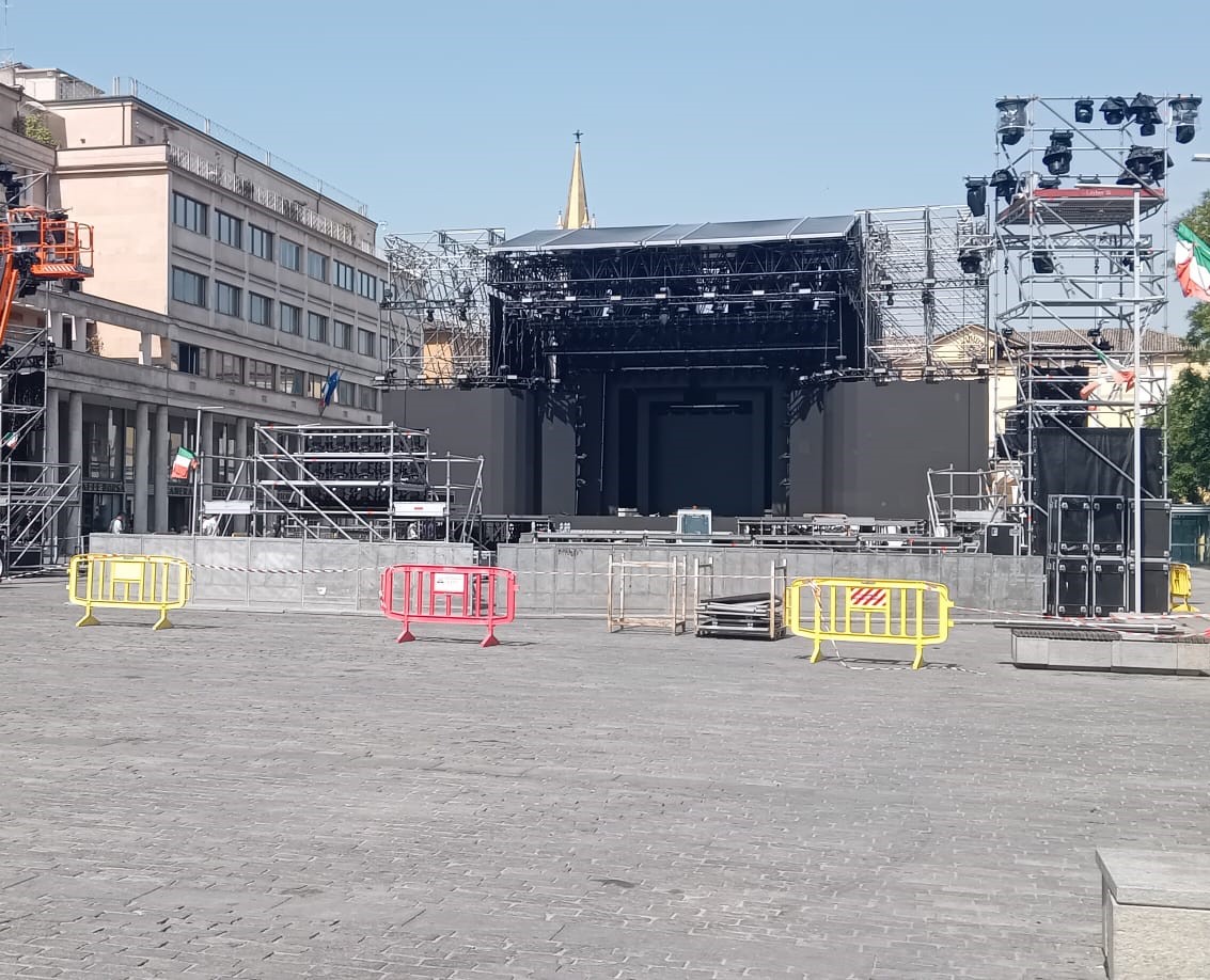 Il grande concerto di Radio Bruno Estate in piazza della Vittoria