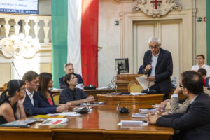 Il Graffio. Per Massari il problema non è Gaza, ma Gazza (e Castagnetti)