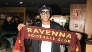 Prima con il botto per la Reggiana, al Mapei il Pallone d’Oro Ronaldinho