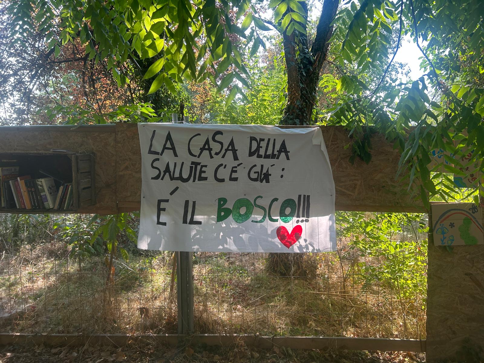Ospizio. Capossela: solidarietà a chi difende il bosco. “Yes we can”