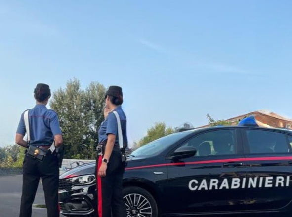 Ferragosto tranquillo: 300 carabinieri vigilano su Reggio e provincia