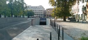 Prima di invitare i cittadini a tornare in centro, aiutiamoli a parcheggiare